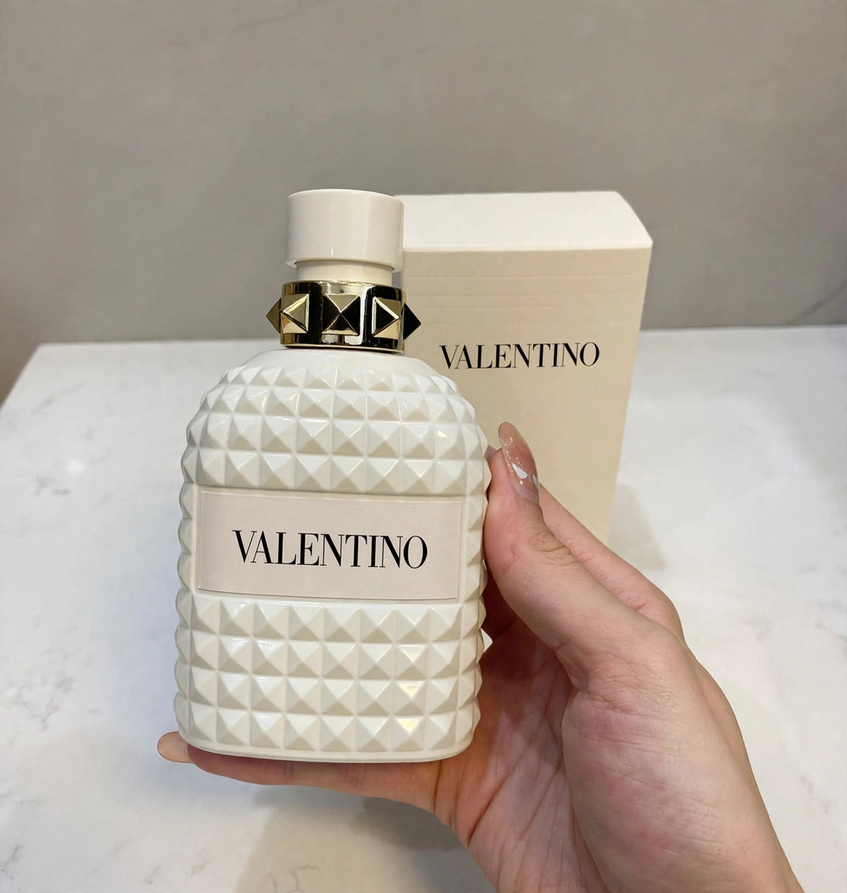 Valentino Uomo Born In Roma Ivory EDT for Men – 3.4 oz / 100 mL